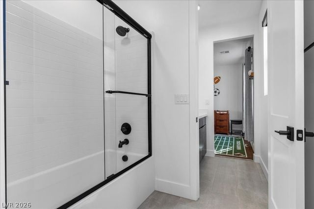 11955 Rockview Point Street, Las Vegas, NV 89138