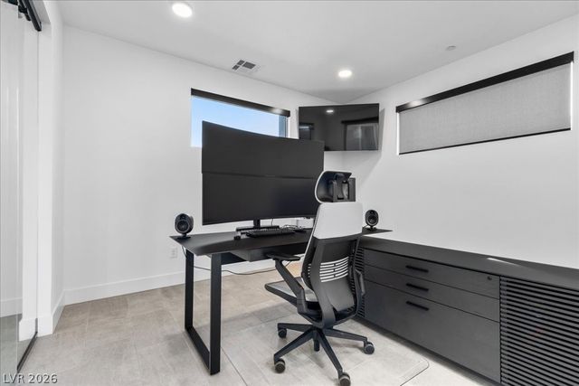 11955 Rockview Point Street, Las Vegas, NV 89138