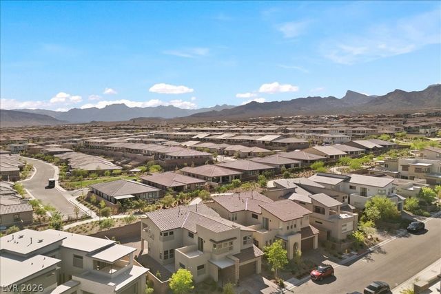 11955 Rockview Point Street, Las Vegas, NV 89138