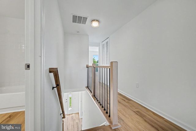 112 RICHLAND CIR, Sterling, VA 20164