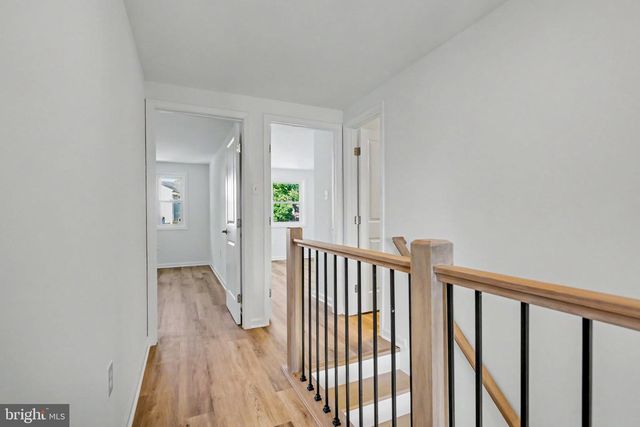 112 RICHLAND CIR, Sterling, VA 20164