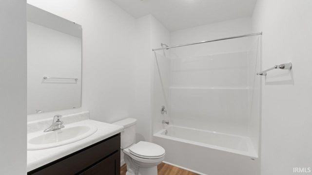 12289 Harleys Run, Fort Wayne, IN 46818