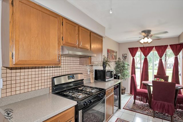 19519 116th Avenue B, Mokena, IL 60448
