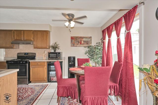 19519 116th Avenue B, Mokena, IL 60448