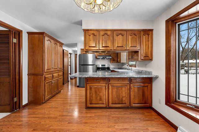 1217 MORRIS AVENUE, Green Bay, WI 54304