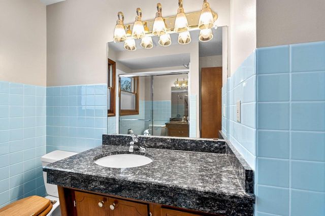 1217 MORRIS AVENUE, Green Bay, WI 54304