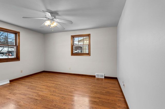 1217 MORRIS AVENUE, Green Bay, WI 54304