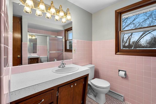 1217 MORRIS AVENUE, Green Bay, WI 54304