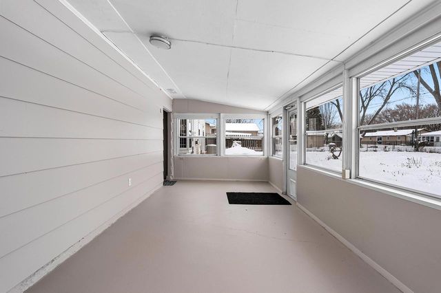 1217 MORRIS AVENUE, Green Bay, WI 54304