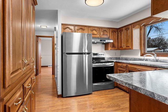 1217 MORRIS AVENUE, Green Bay, WI 54304