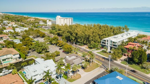 1690 S Ocean Boulevard, Delray Beach, FL 33483