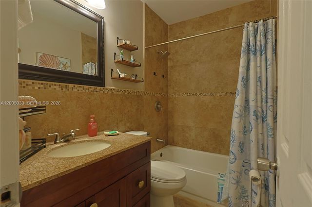 4147 W 8th Ave 0, Hialeah, FL 33012