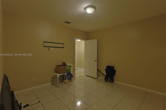 4147 W 8th Ave 0, Hialeah, FL 33012