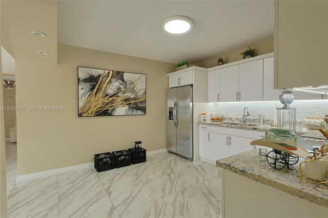 4147 W 8th Ave 0, Hialeah, FL 33012