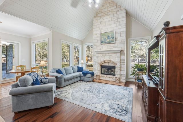 209 Goldridge DR, Georgetown, TX 78633