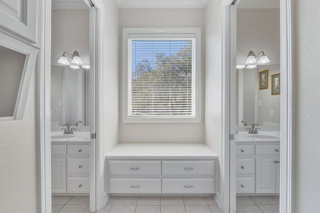 209 Goldridge DR, Georgetown, TX 78633