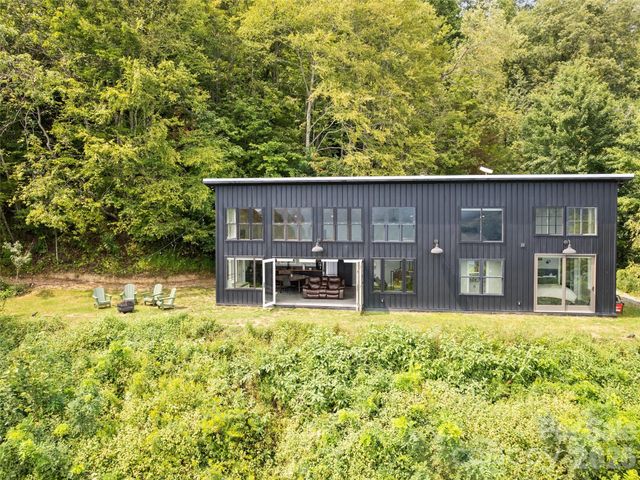 1225 Clark Road, Clyde, NC 28721