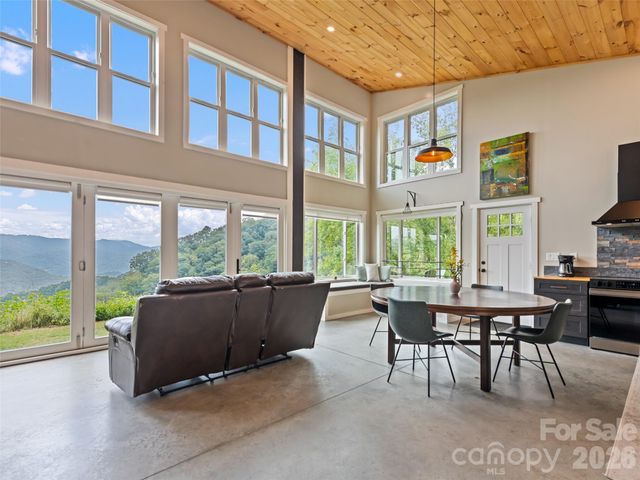 1225 Clark Road, Clyde, NC 28721