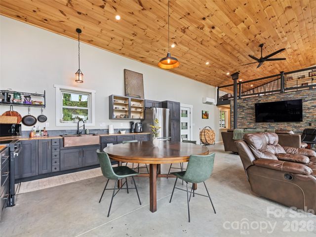 1225 Clark Road, Clyde, NC 28721