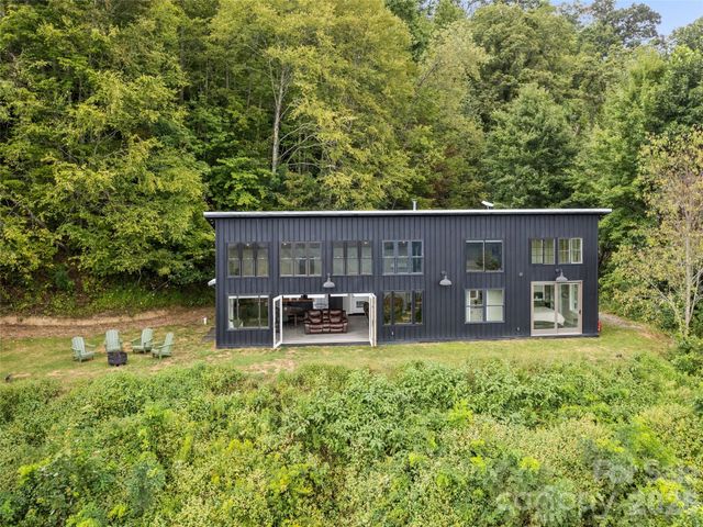 1225 Clark Road, Clyde, NC 28721