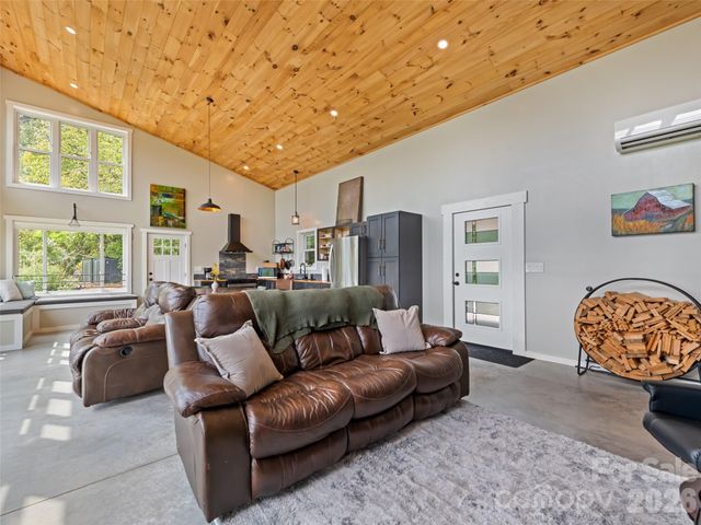 1225 Clark Road, Clyde, NC 28721