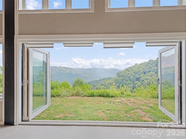 1225 Clark Road, Clyde, NC 28721