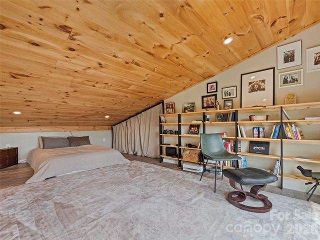 1225 Clark Road, Clyde, NC 28721