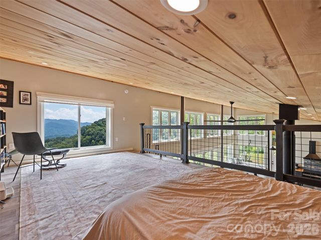 1225 Clark Road, Clyde, NC 28721