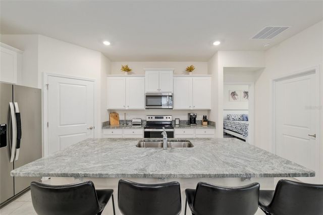 5246 NW 43RD LANE ROAD, Ocala, FL 34482