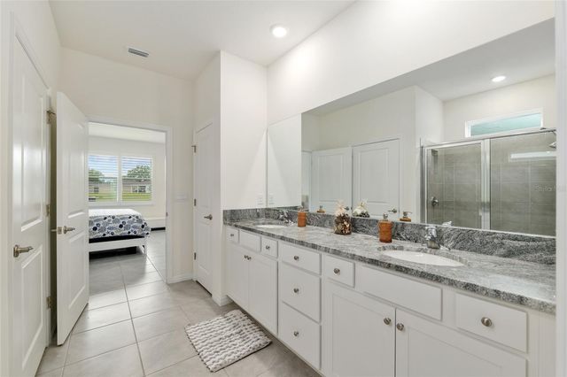 5246 NW 43RD LANE ROAD, Ocala, FL 34482