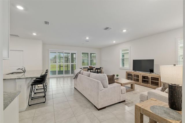 5246 NW 43RD LANE ROAD, Ocala, FL 34482