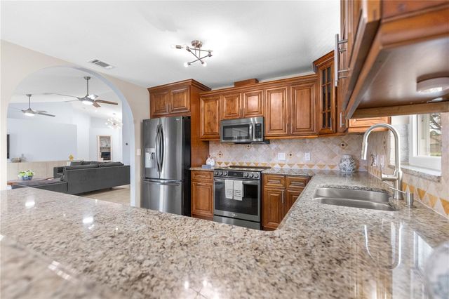 9336 COUNTY ROAD 125D, Wildwood, FL 34785