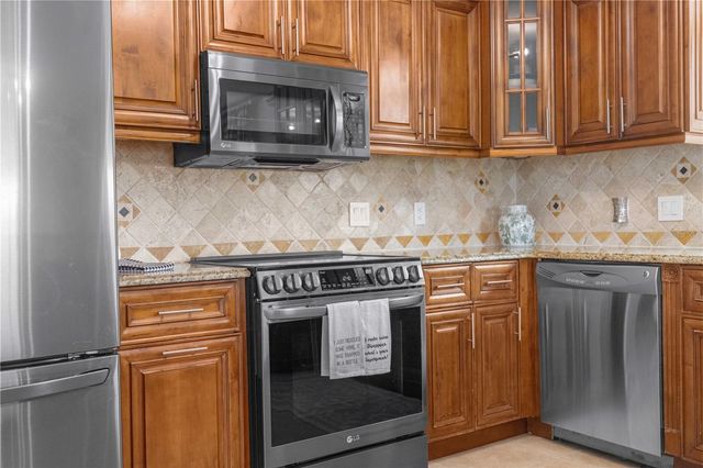 9336 COUNTY ROAD 125D, Wildwood, FL 34785