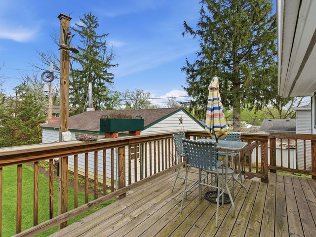 7663 Walnut Avenue, Woodridge, IL 60517