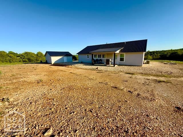 1779 NC 1600, Compton, AR 72624