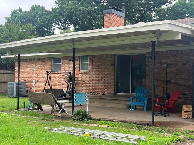5501 Lake Charles Drive, Waco, TX 76710