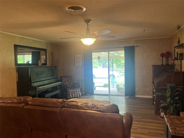 5501 Lake Charles Drive, Waco, TX 76710