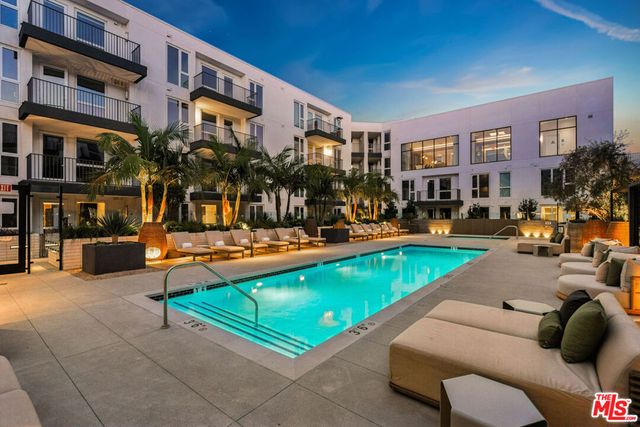 2455 Overland Avenue 433, Los Angeles, CA 90064