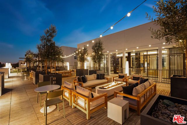 2455 Overland Avenue 433, Los Angeles, CA 90064