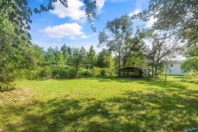 135 T E McKinney Circle, Owens Cross Roads, AL 35763