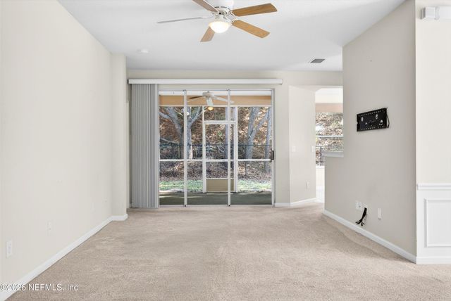 8699 LITTLE SWIFT Circle 25G, Jacksonville, FL 32256