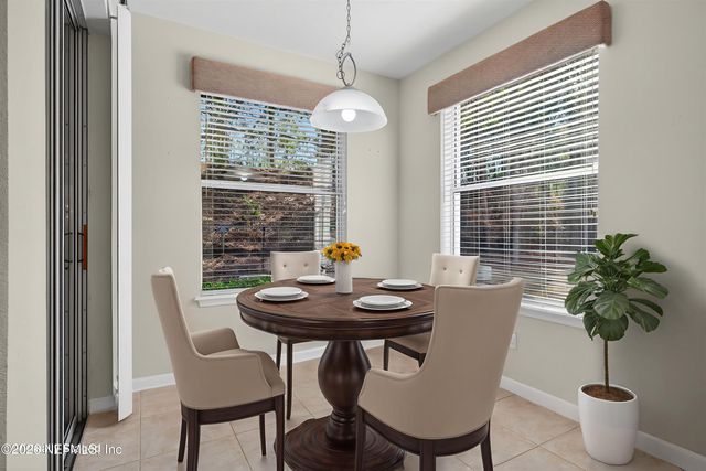 8699 LITTLE SWIFT Circle 25G, Jacksonville, FL 32256