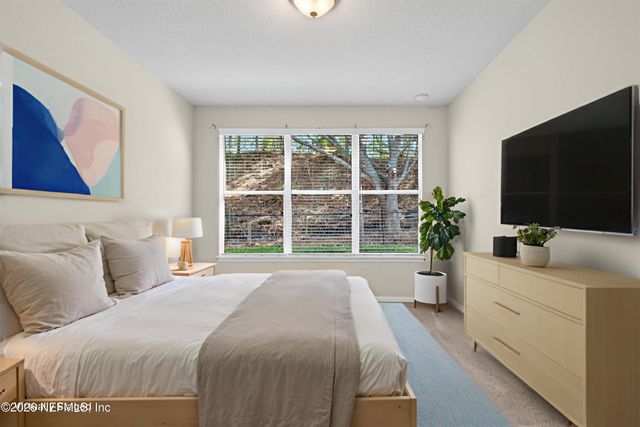 8699 LITTLE SWIFT Circle 25G, Jacksonville, FL 32256