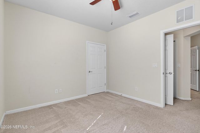 8699 LITTLE SWIFT Circle 25G, Jacksonville, FL 32256