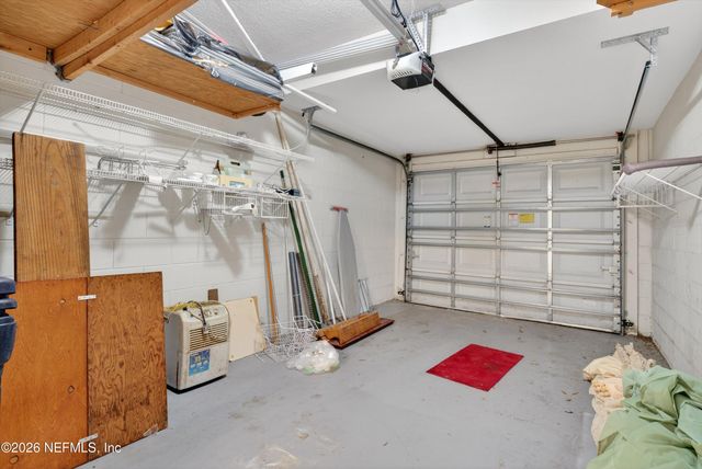 8699 LITTLE SWIFT Circle 25G, Jacksonville, FL 32256