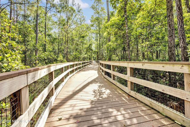 8699 LITTLE SWIFT Circle 25G, Jacksonville, FL 32256