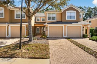 8699 LITTLE SWIFT Circle 25G, Jacksonville, FL 32256