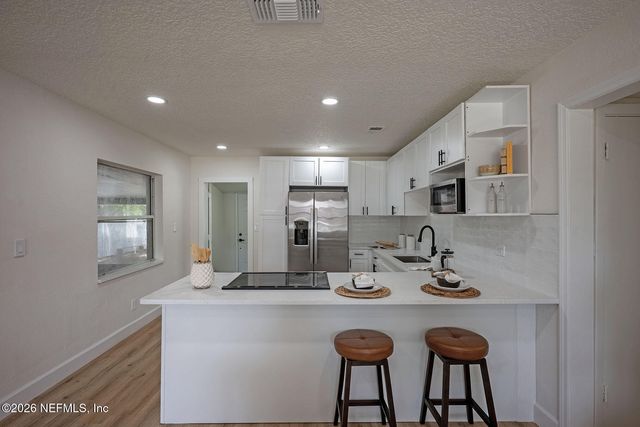 2351 GAILLARDIA Road, Jacksonville, FL 32211