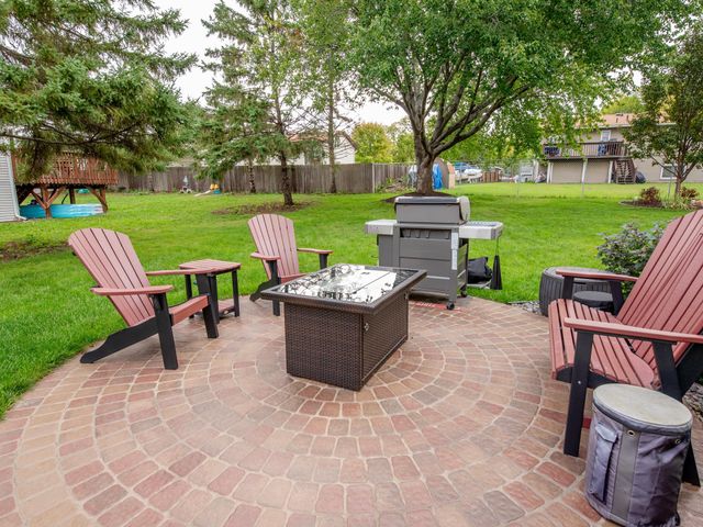 1466 Laurel Avenue, Saint Paul Park, MN 55071
