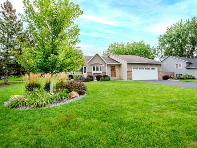 1466 Laurel Avenue, Saint Paul Park, MN 55071
